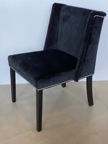 Verkauf Venlo Wing Esszimmerstuhl - Juke Ivory 101 - Kolonialbeine - Silberne Nägel - Silberner Ring
