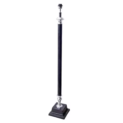 Stehlampe schwarz und silber mit quadratischem Bein
